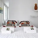 103- Elegant Apartment Near The Eiffel Tower